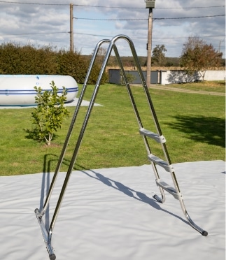 Stainless steel pool ladder